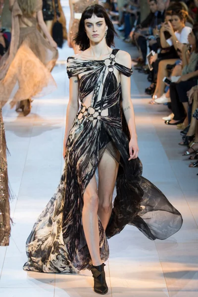 Look 36